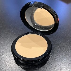NEW - Make Up Forever Pro Finish - 118 Beige Natural